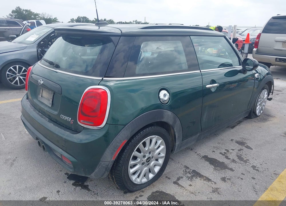 2015 MINI HARDTOP COOPER S VIN: WMWXP7C53F2A41701