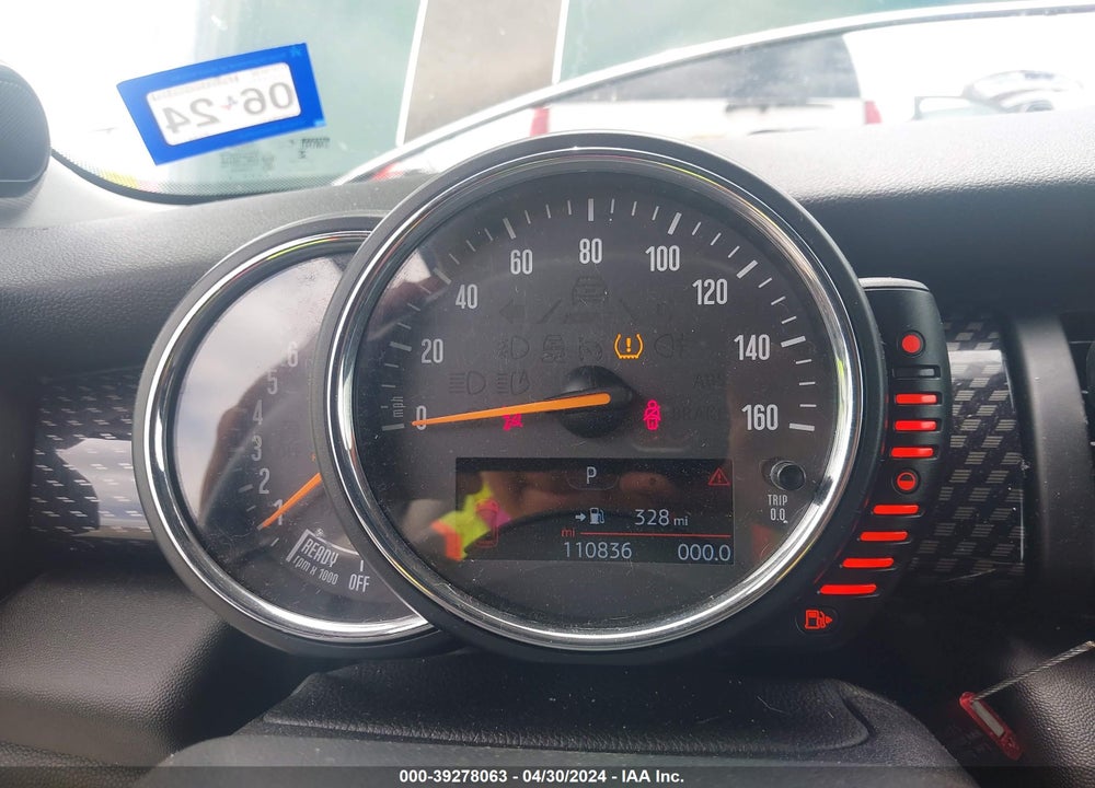 2015 MINI HARDTOP COOPER S VIN: WMWXP7C53F2A41701