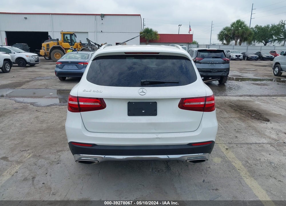2018 MERCEDES-BENZ GLC 300 VIN: WDC0G4JB0JV014028