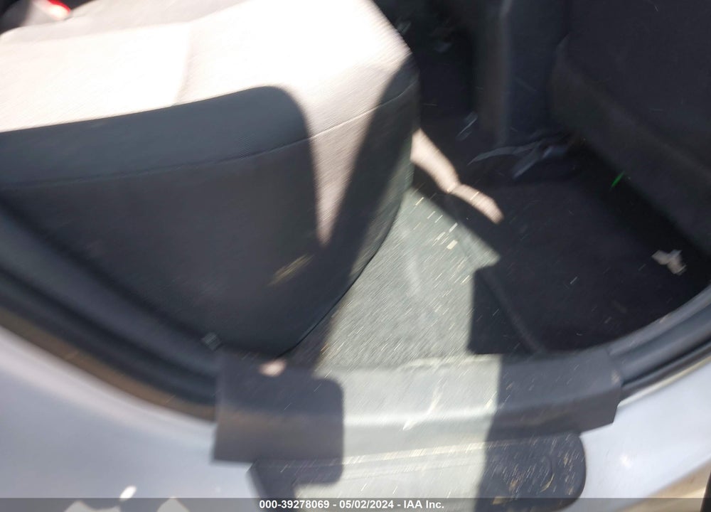2010 TOYOTA COROLLA S VIN: 1NXBU4EE2AZ249799