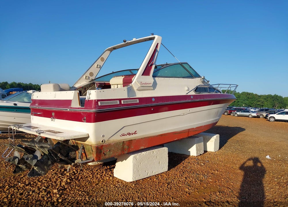 1988 SEA RAY 268 SUNDANCER VIN: SDRM0855J788