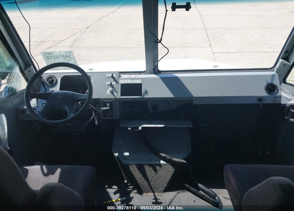 2020 FREIGHTLINER MT45G VIN: 4UZAC2EA2LCLS5191