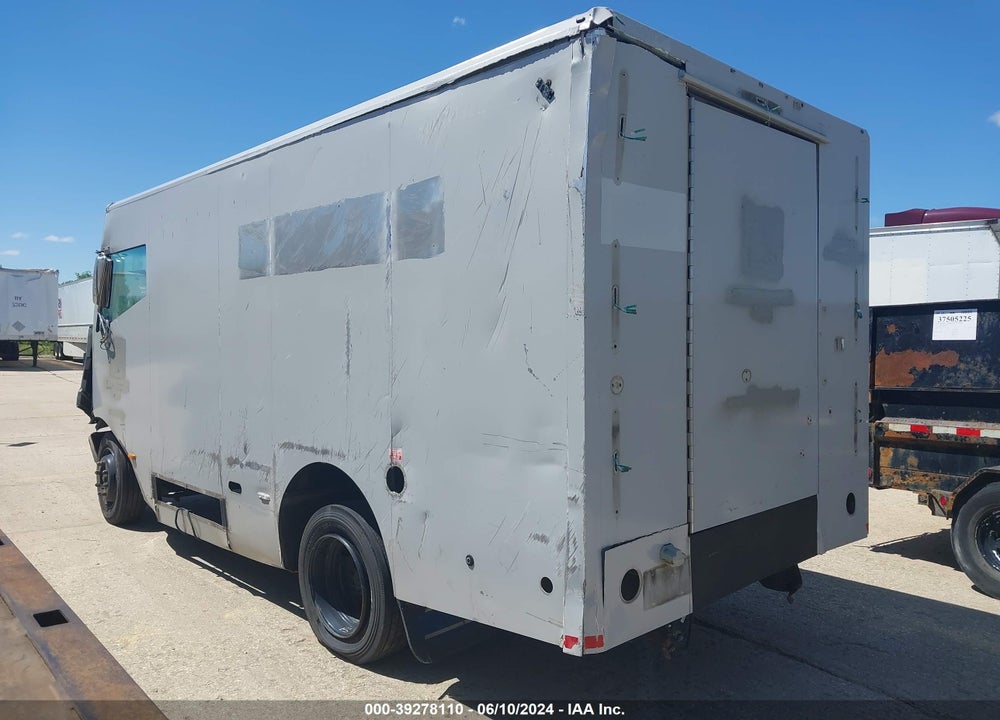 2020 FREIGHTLINER MT45G VIN: 4UZAC2EA2LCLS5191