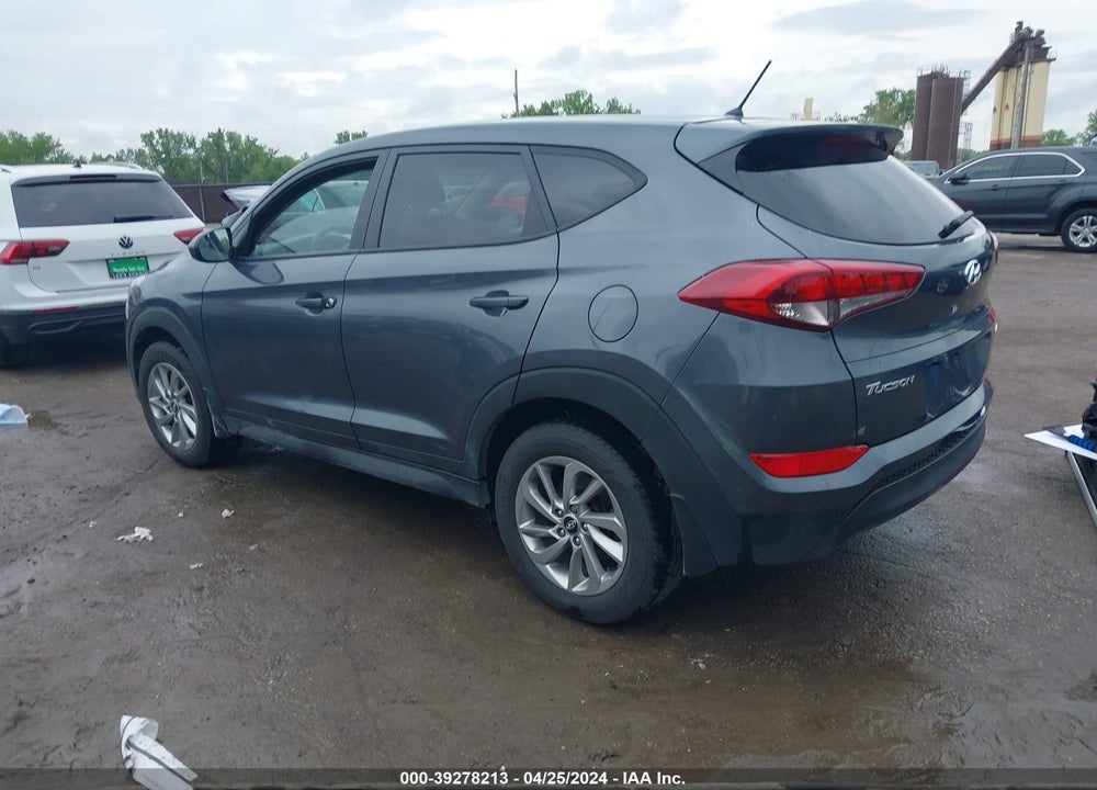 2018 HYUNDAI TUCSON SE VIN: KM8J2CA41JU607452