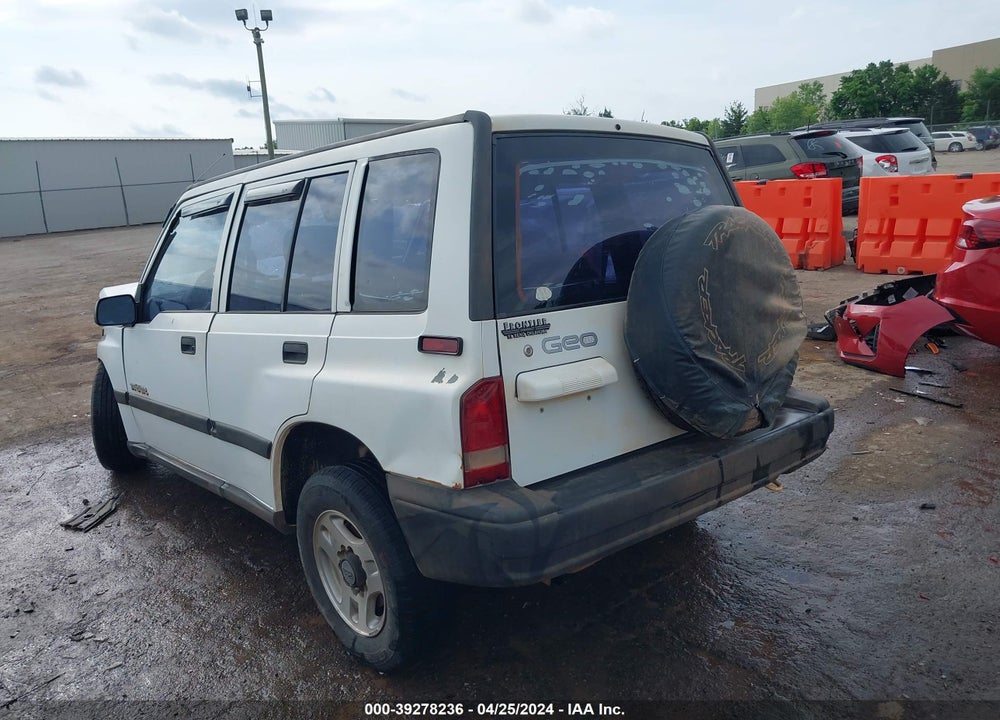 1996 TRACKER GEO VIN: 2CNBE1364T6944018