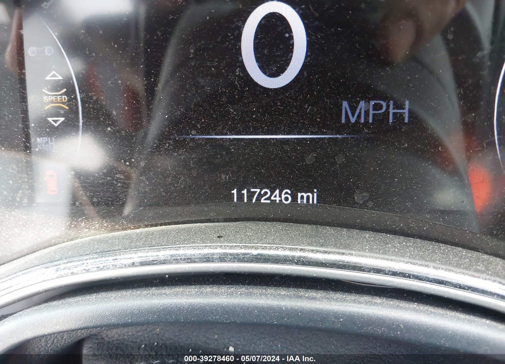 2015 JEEP GRAND CHEROKEE OVERLAND VIN: 1C4RJECG3FC952220