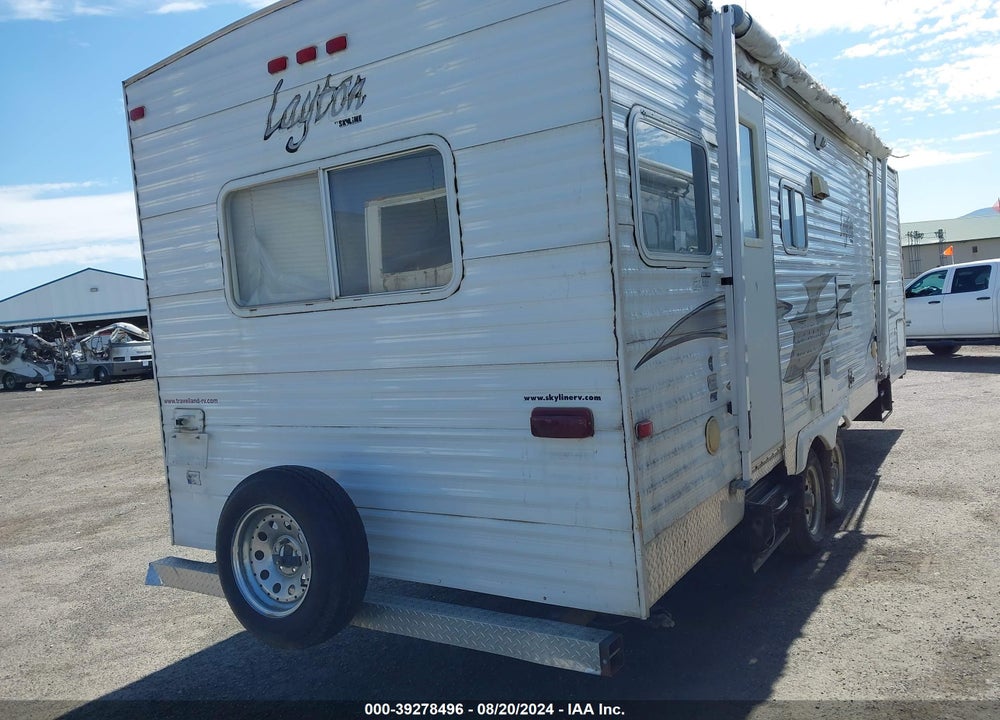 2006 SKYLINE LAYTON VIN: 1SE200N216D000909