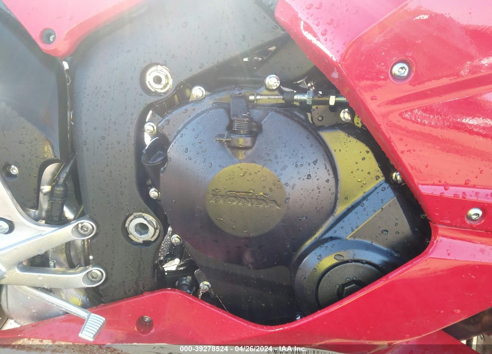 2024 HONDA CBR600 RR VIN: JH2PC40J1RK100428