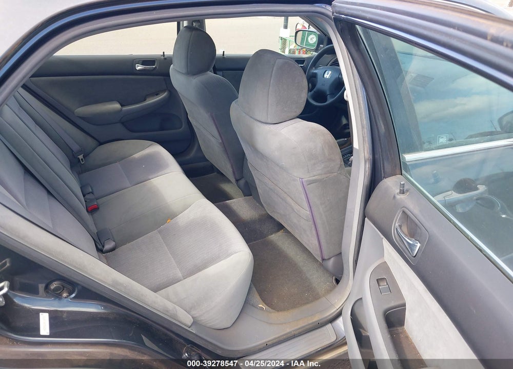 2004 HONDA ACCORD 2.4 LX VIN: 1HGCM563X4A147721