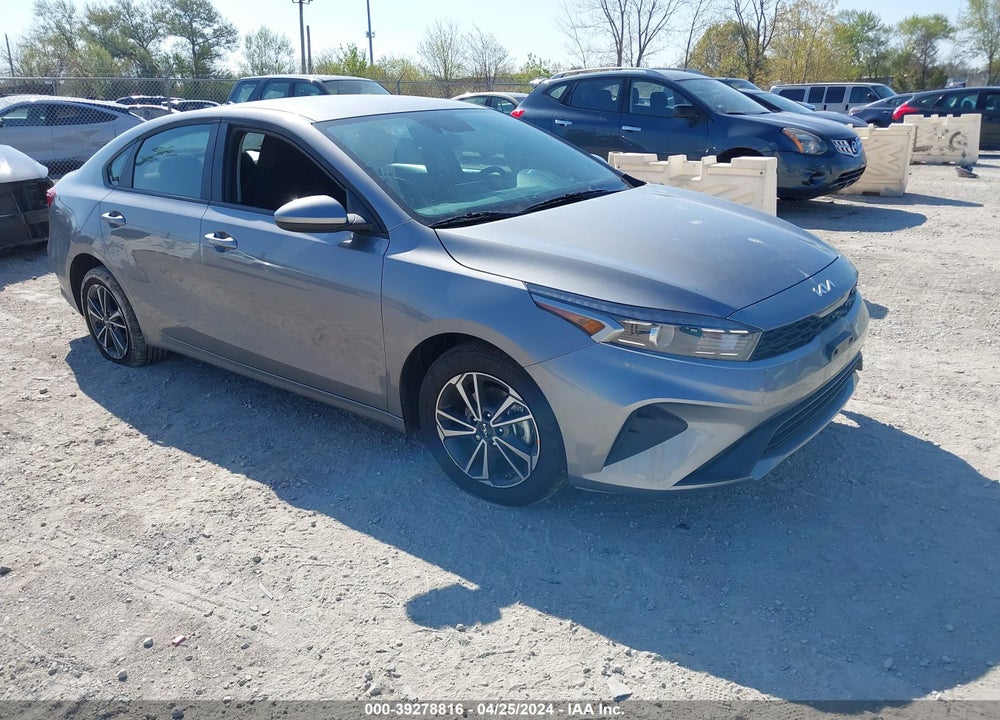 2024 KIA FORTE LXS VIN: 3KPF24AD2RE725892