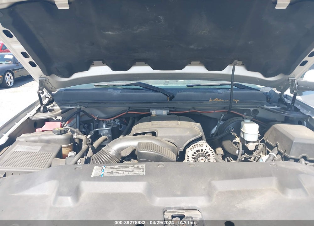 2011 CHEVROLET SILVERADO 1500 LT VIN: 3GCPCSE06BG121477