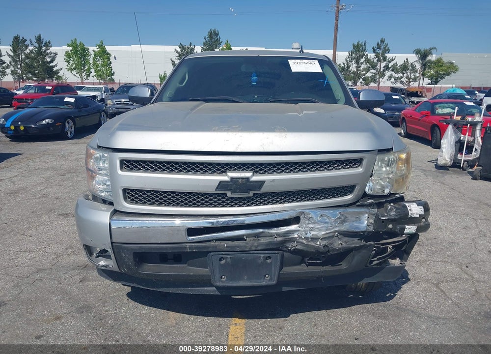 2011 CHEVROLET SILVERADO 1500 LT VIN: 3GCPCSE06BG121477