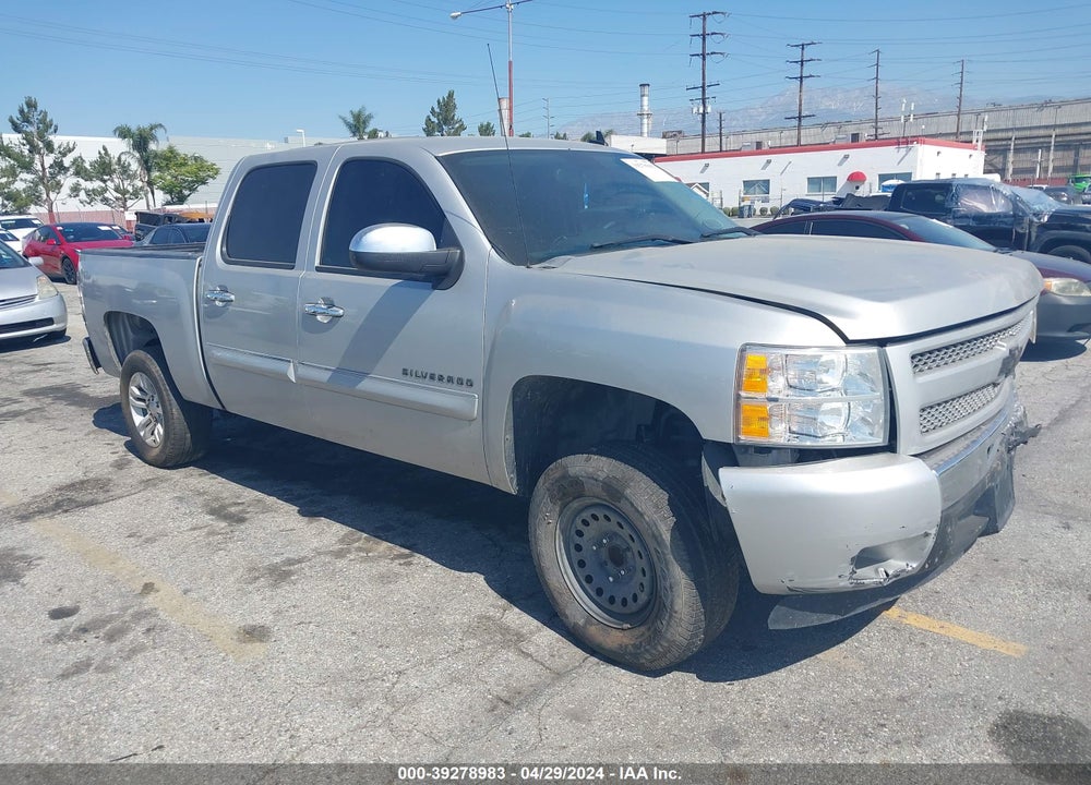 2011 CHEVROLET SILVERADO 1500 LT VIN: 3GCPCSE06BG121477