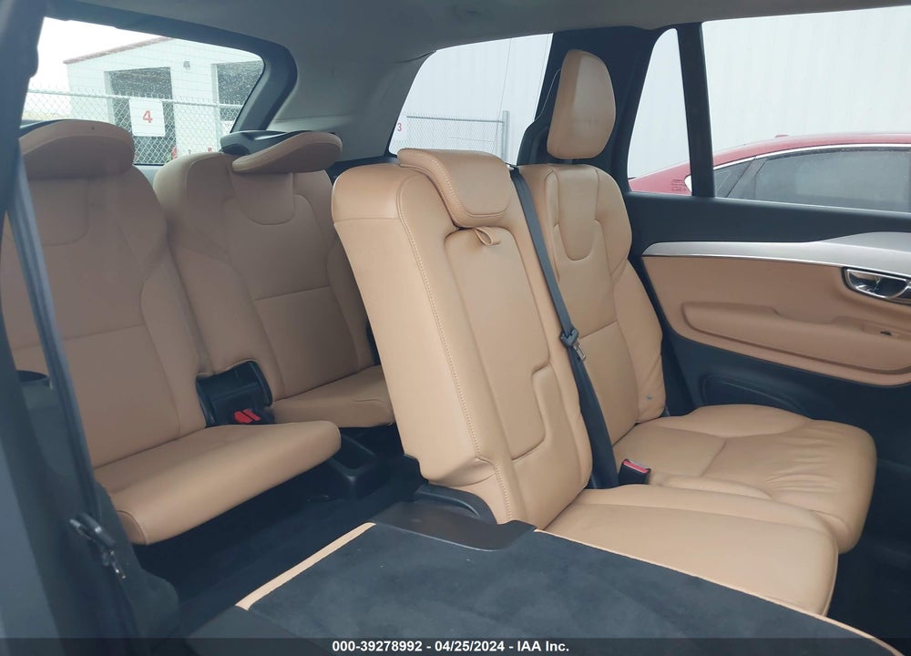 2016 VOLVO XC90 T6 MOMENTUM VIN: YV4A22PK9G1014238