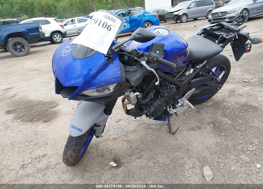 2021 YAMAHA YZFR3 A VIN: MH3RH18Y8MK006298