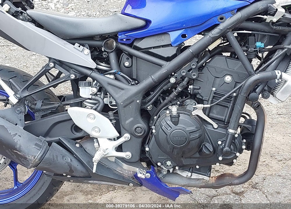 2021 YAMAHA YZFR3 A VIN: MH3RH18Y8MK006298