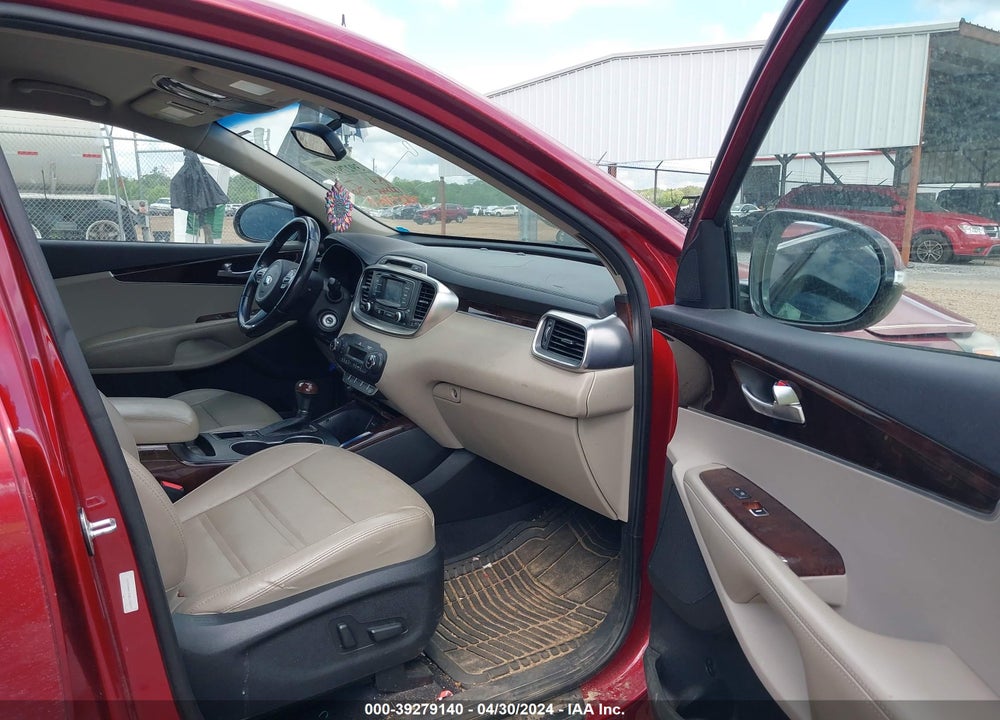 2016 KIA SORENTO 2.0T EX VIN: 5XYPH4A1XGG136209