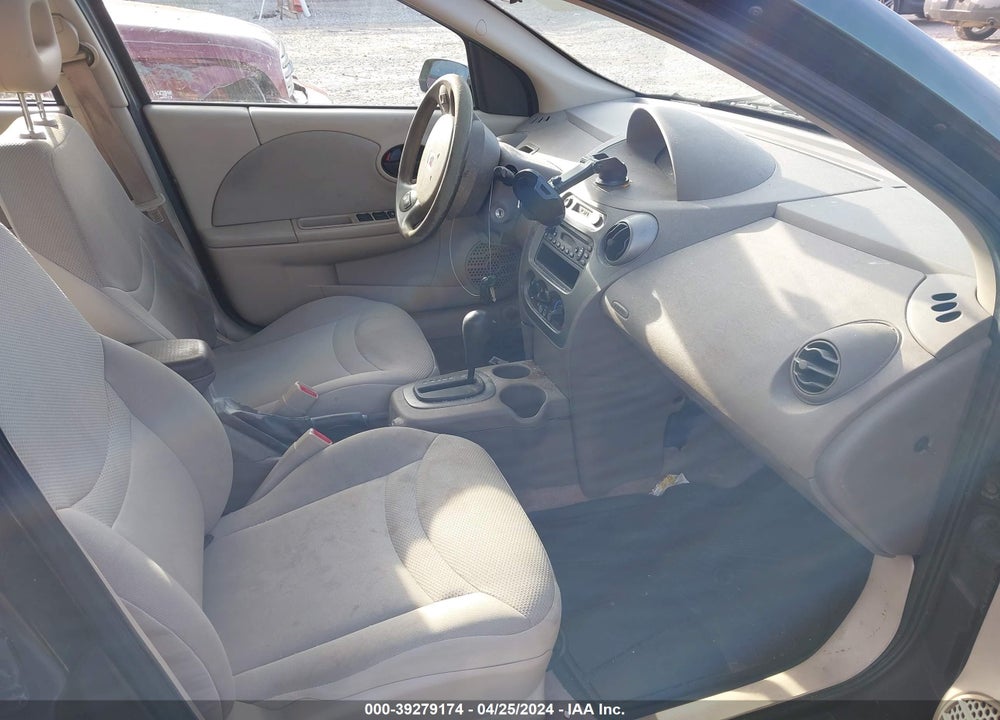 2004 SATURN ION 2 VIN: 1G8AJ52FX4Z209788