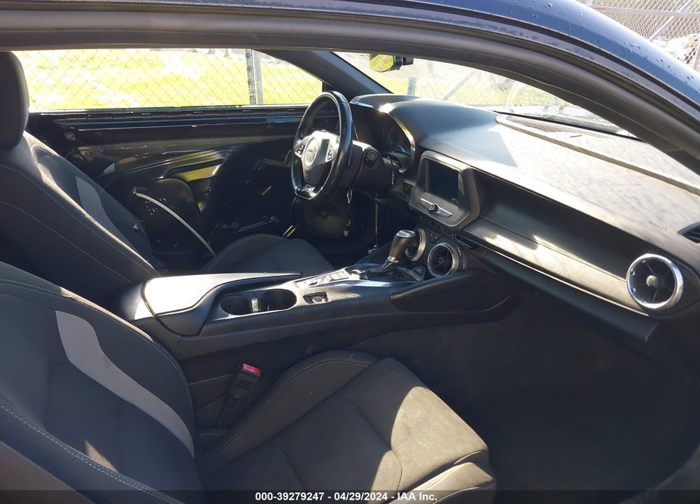 2017 CHEVROLET CAMARO VIN: 1G1FB1RS1H0182763