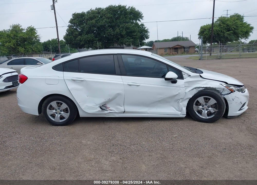 2018 CHEVROLET CRUZE VIN: 1G1BC5SM2J7181648