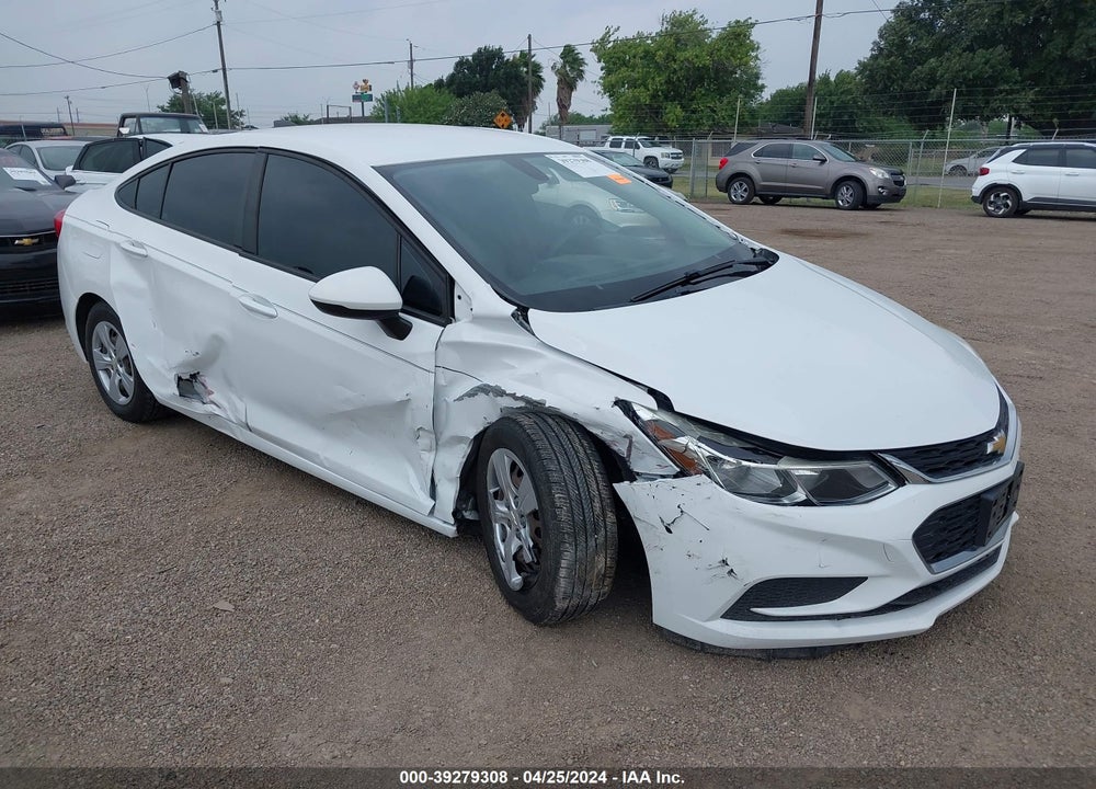 2018 CHEVROLET CRUZE VIN: 1G1BC5SM2J7181648