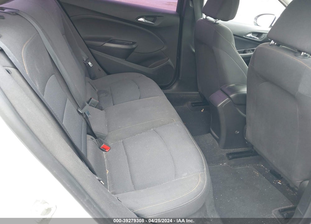 2018 CHEVROLET CRUZE VIN: 1G1BC5SM2J7181648