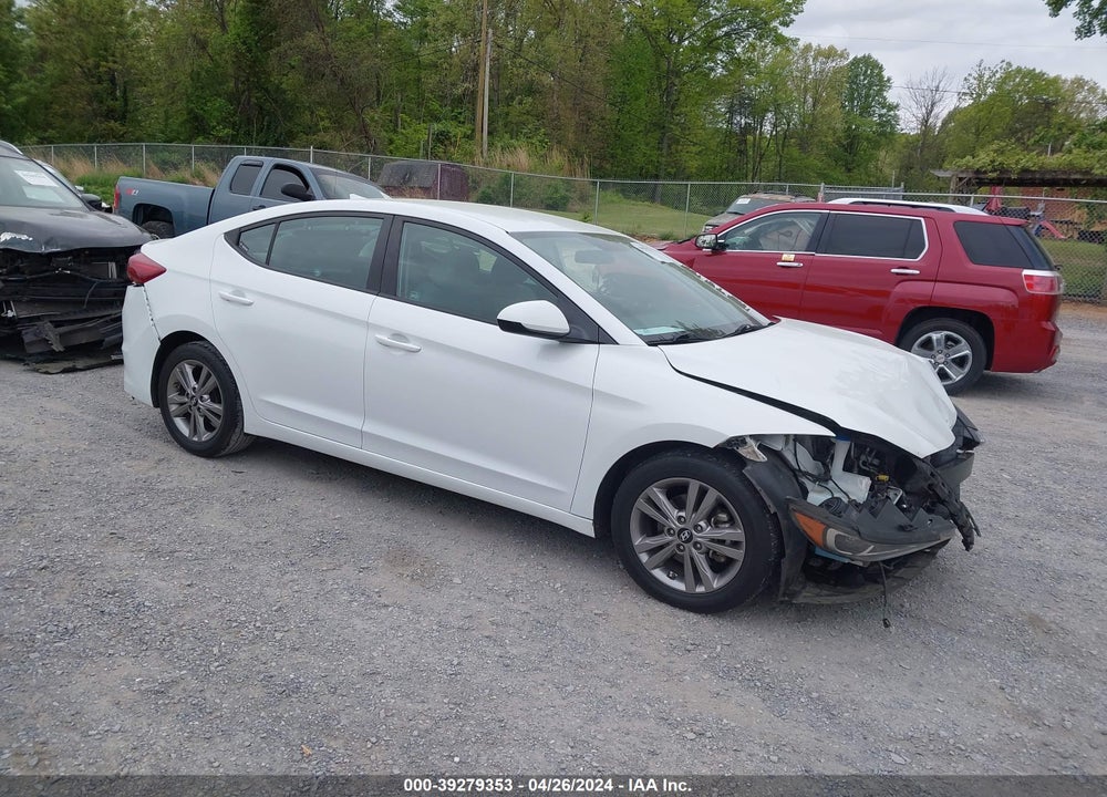 2017 HYUNDAI ELANTRA SE VIN: 5NPD84LF1HH057226