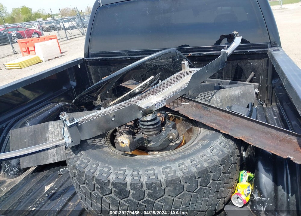 2005 CHEVROLET SILVERADO 1500 Z71 VIN: 2GCEK13T151318782