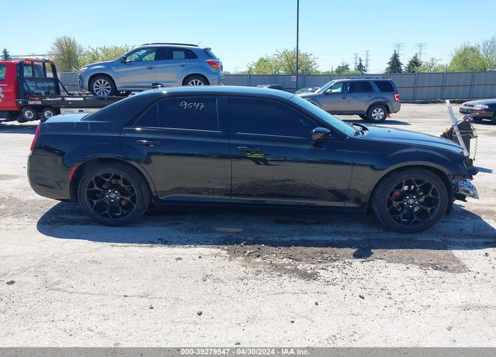 2019 CHRYSLER 300 300S VIN: 2C3CCABG2KH617973