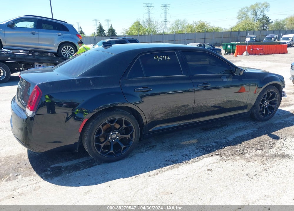 2019 CHRYSLER 300 300S VIN: 2C3CCABG2KH617973