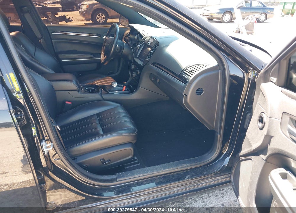 2019 CHRYSLER 300 300S VIN: 2C3CCABG2KH617973