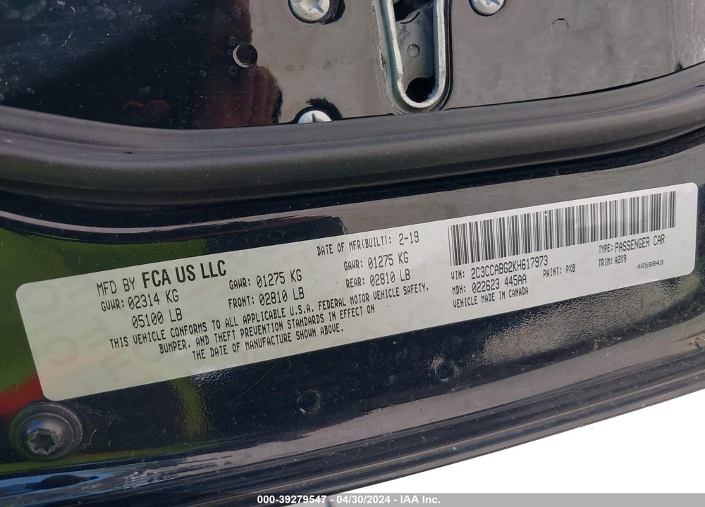 2019 CHRYSLER 300 300S VIN: 2C3CCABG2KH617973