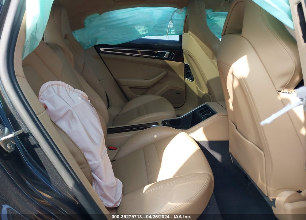 2018 PORSCHE PANAMERA VIN: WP0AF2A75JL140250