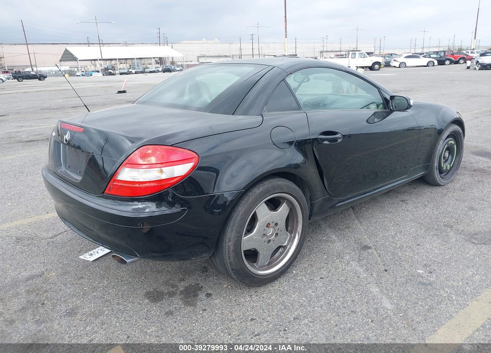 2006 MERCEDES-BENZ SLK 350 VIN: WDBWK56FX6F117845