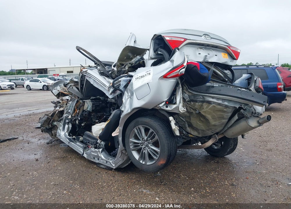 2017 TOYOTA CAMRY SE VIN: 4T1BF1FK6HU333468