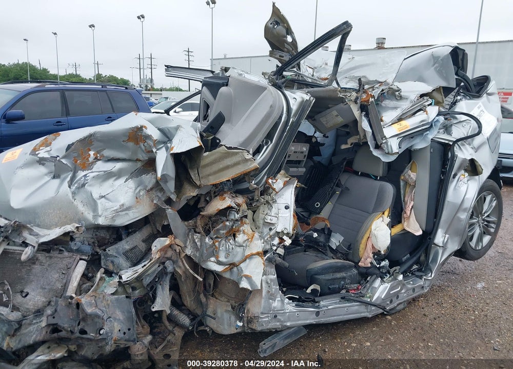 2017 TOYOTA CAMRY SE VIN: 4T1BF1FK6HU333468