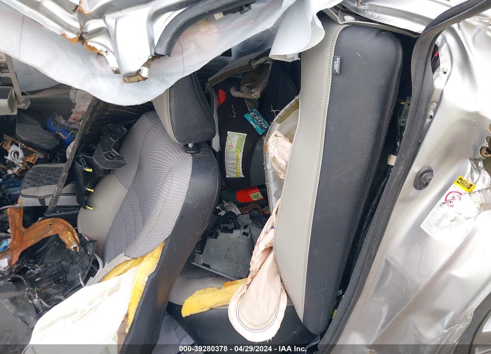 2017 TOYOTA CAMRY SE VIN: 4T1BF1FK6HU333468