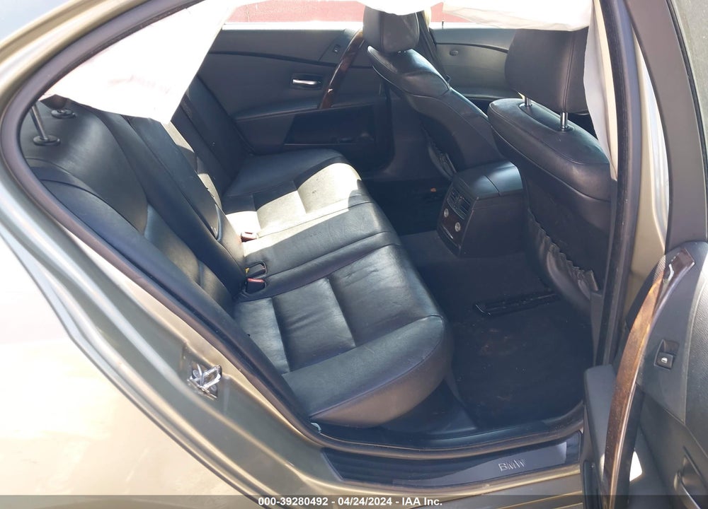 2005 BMW 525I VIN: WBANA53585B856940