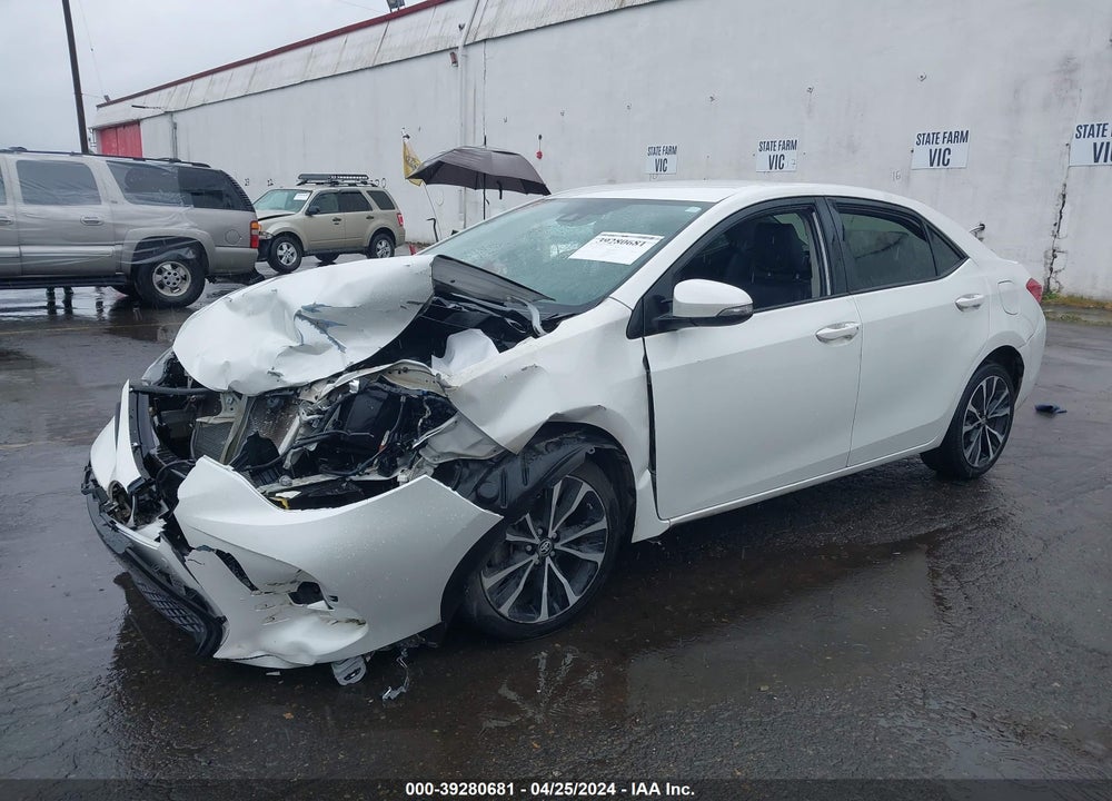2018 TOYOTA COROLLA SE VIN: 5YFBURHE5JP795331