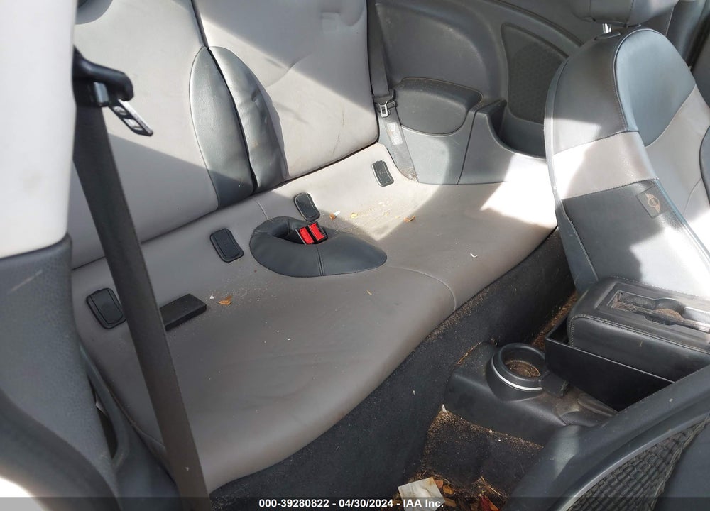 2005 MINI COOPER S VIN: WMWRE33515TL11294