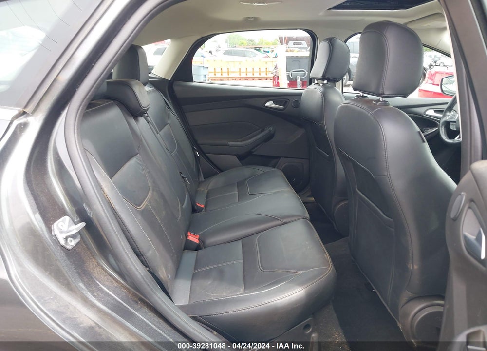2017 FORD FOCUS TITANIUM VIN: 1FADP3N26HL349009