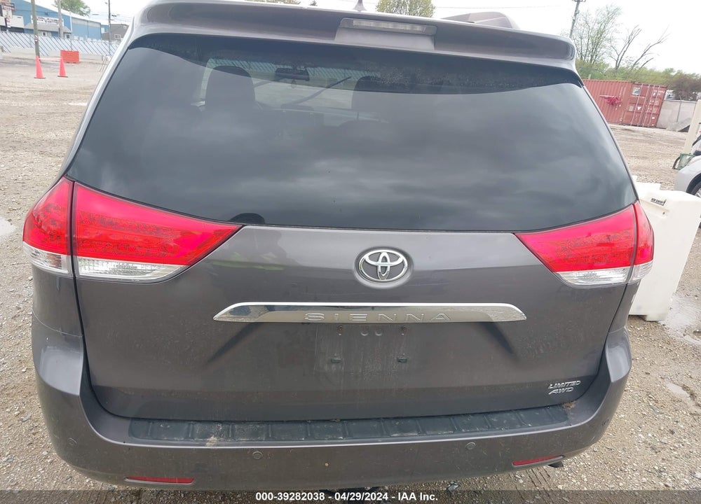 2013 TOYOTA SIENNA LIMITED 7 PASSENGER VIN: 5TDDK3DC5DS061123