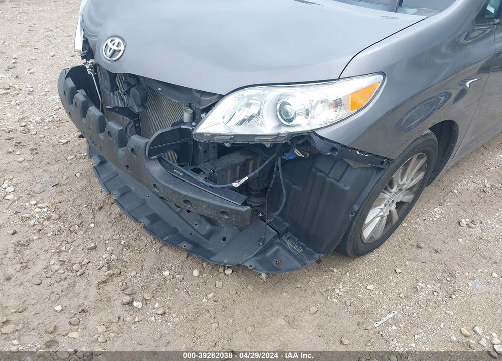2013 TOYOTA SIENNA LIMITED 7 PASSENGER VIN: 5TDDK3DC5DS061123