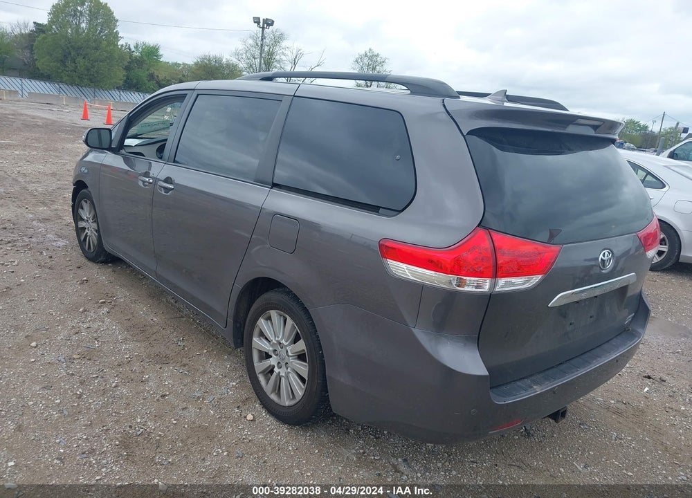 2013 TOYOTA SIENNA LIMITED 7 PASSENGER VIN: 5TDDK3DC5DS061123