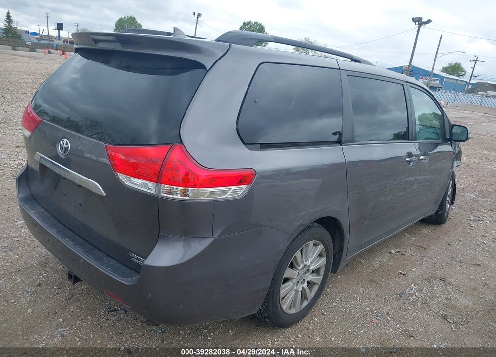 2013 TOYOTA SIENNA LIMITED 7 PASSENGER VIN: 5TDDK3DC5DS061123