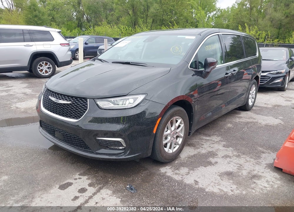 2023 CHRYSLER PACIFICA TOURING L VIN: 2C4RC1BGXPR577360