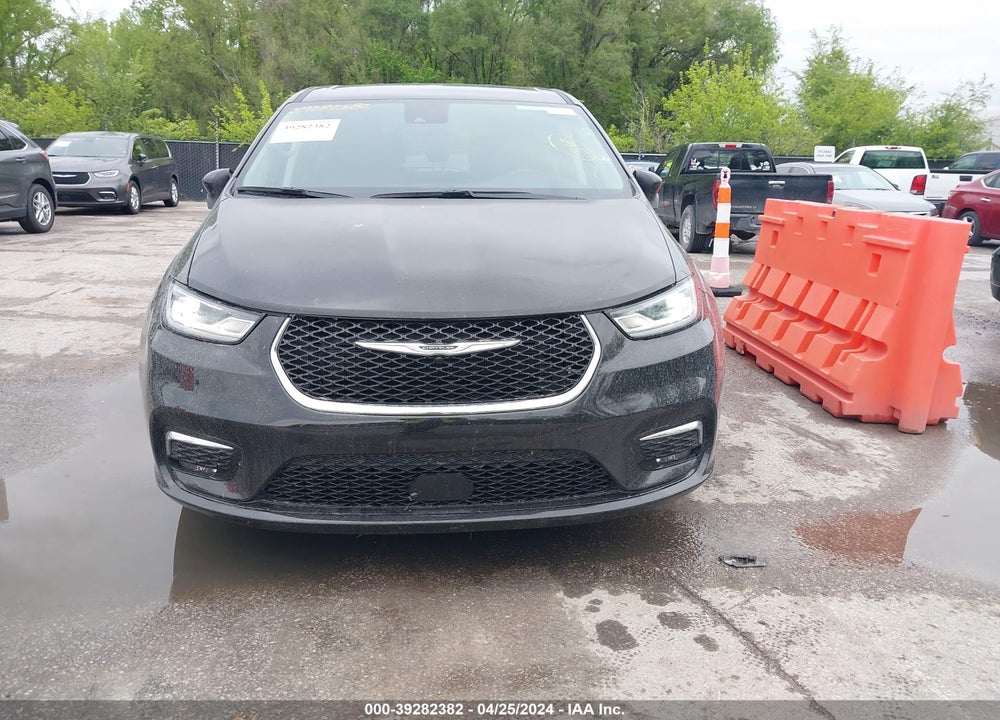 2023 CHRYSLER PACIFICA TOURING L VIN: 2C4RC1BGXPR577360