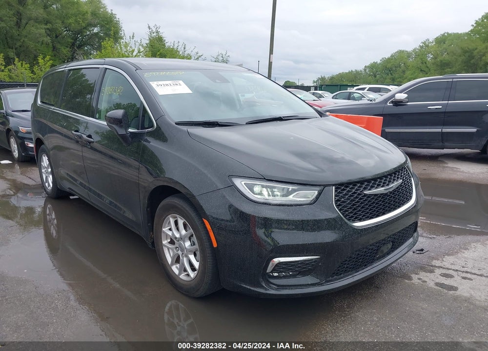 2023 CHRYSLER PACIFICA TOURING L VIN: 2C4RC1BGXPR577360