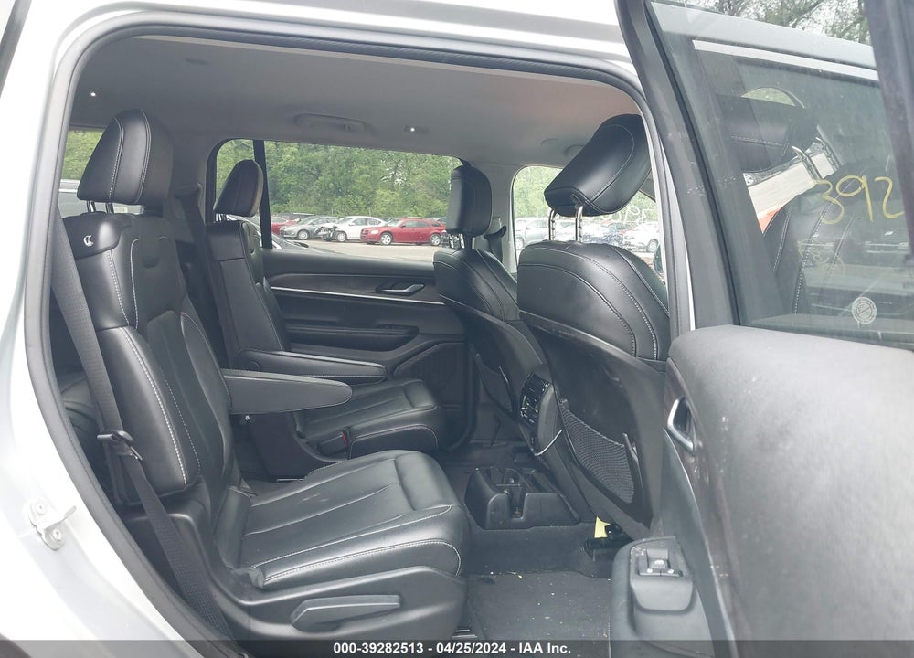 2023 JEEP GRAND CHEROKEE L LIMITED 4X4 VIN: 1C4RJKBG3P8886367