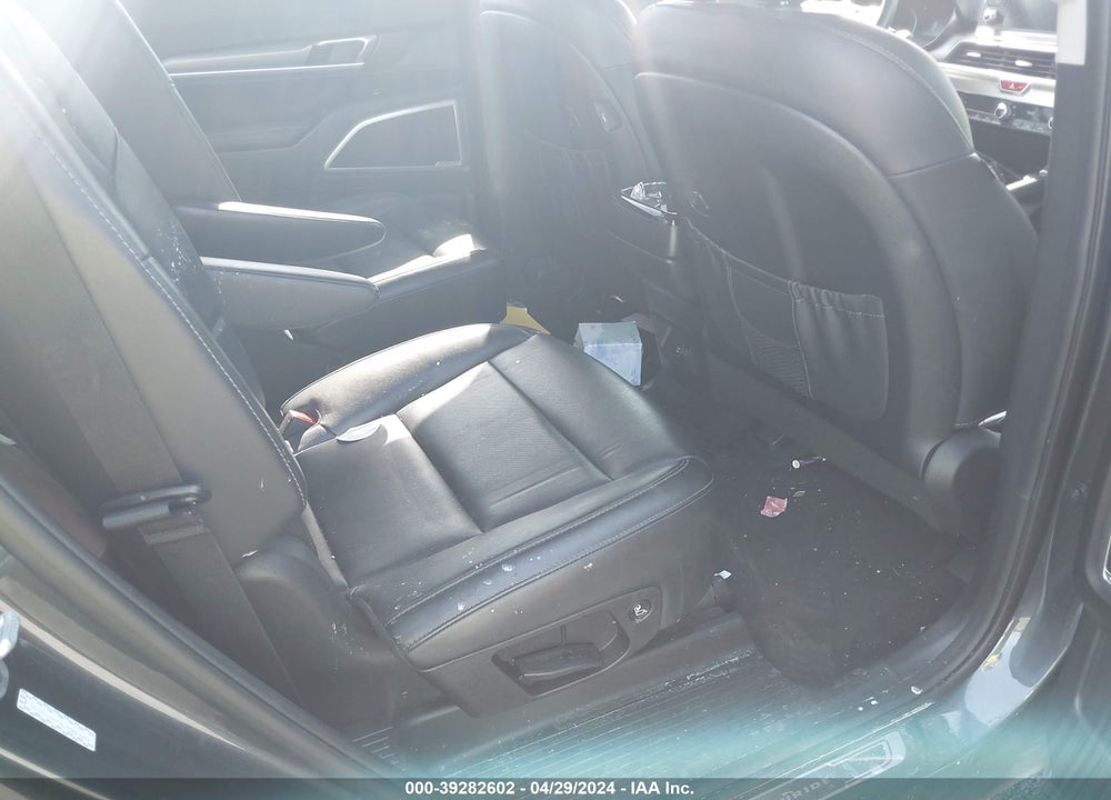 2020 KIA TELLURIDE S VIN: 5XYP64HC9LG082683
